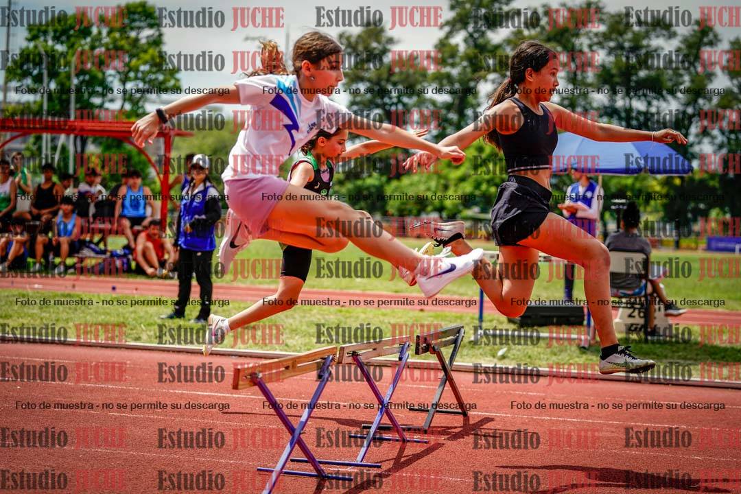 Fotos de los 60 m con vallas de mujeres