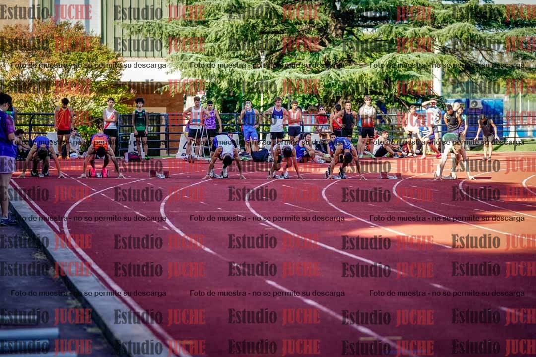 Fotos de los 100 m llanos de varones