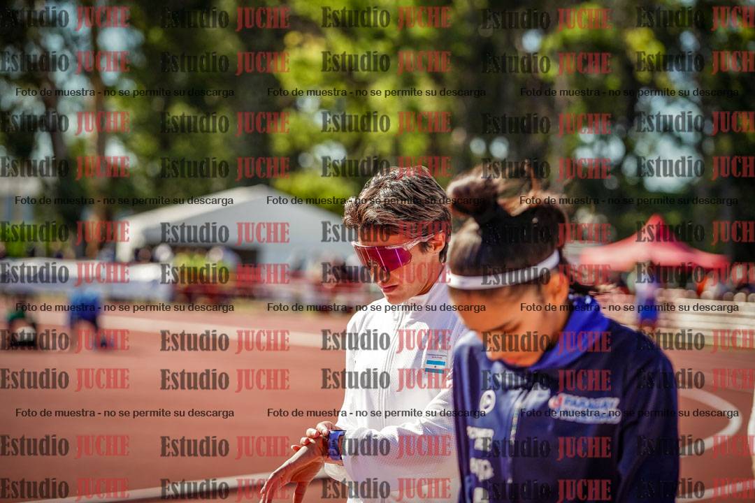 Fotos de algunos extras y podios del día 2