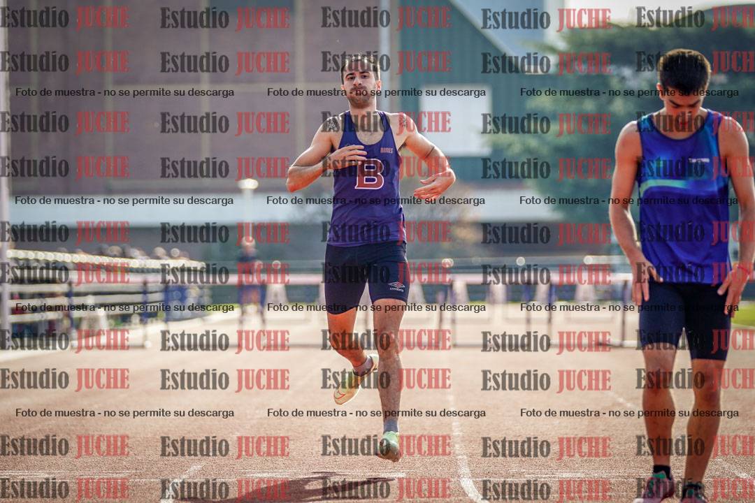 Fotos de los 400 m con vallas de varones