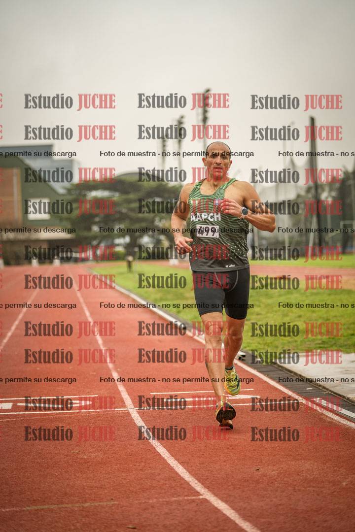 Fotos de los 800 m llanos de varones