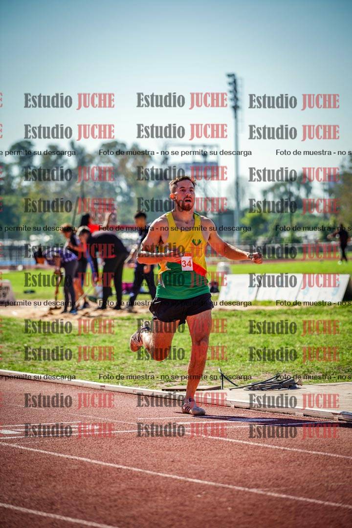 Fotos de los 800 m llanos de varones