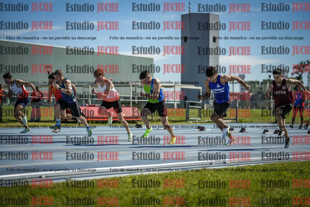 Fotos de los 100 m llanos de varones