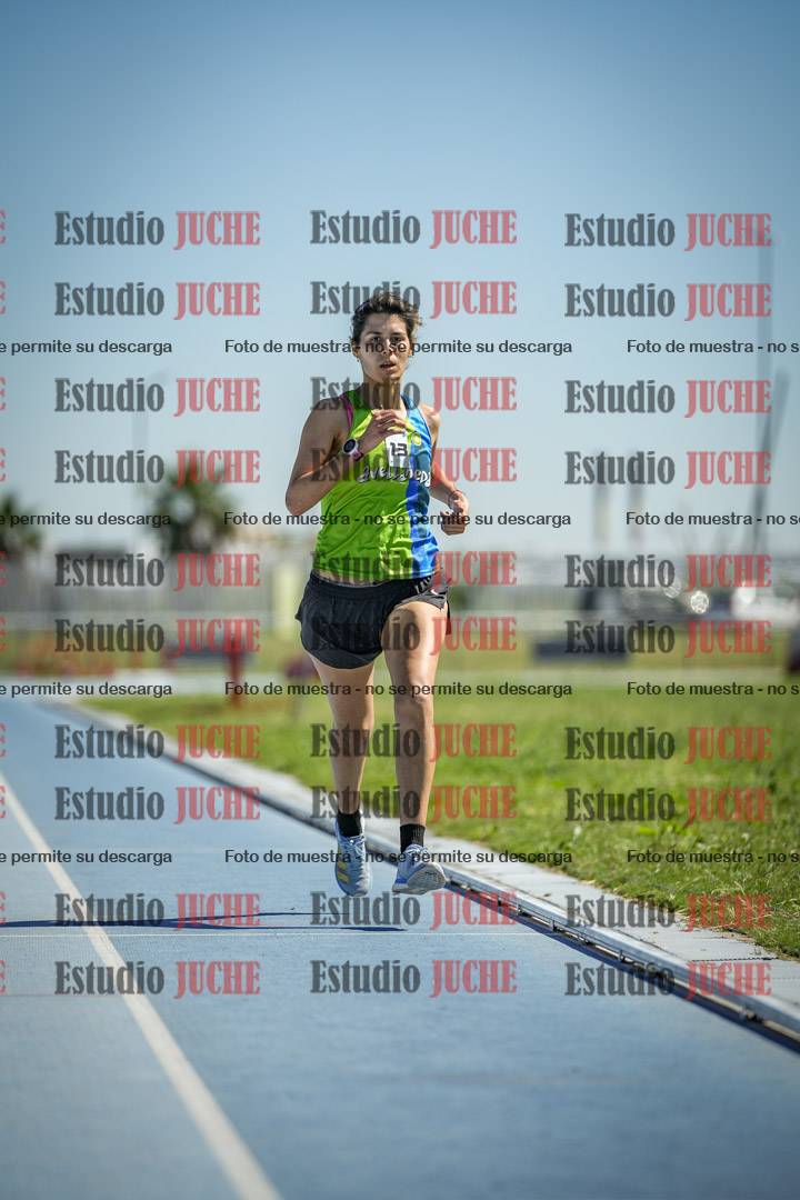 Fotos de los 5000 m de mujeres y varones - serie 2