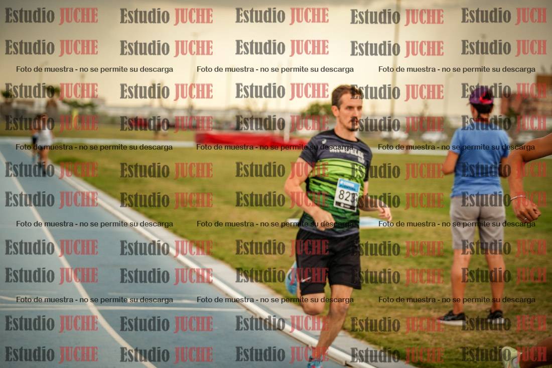 Fotos de los 600 m llanos de varones