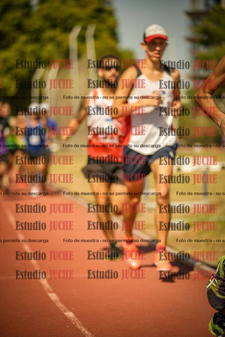 Fotos de los 3000 m llanos de varones