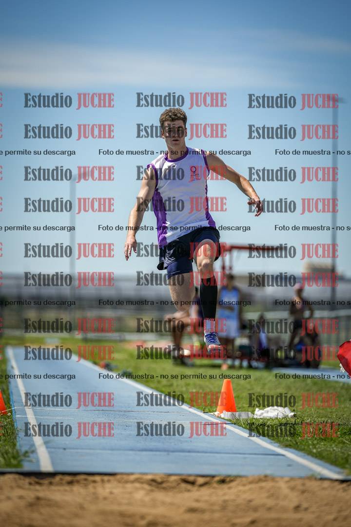 Fotos del salto triple de varones y mujeres - todas las tablas