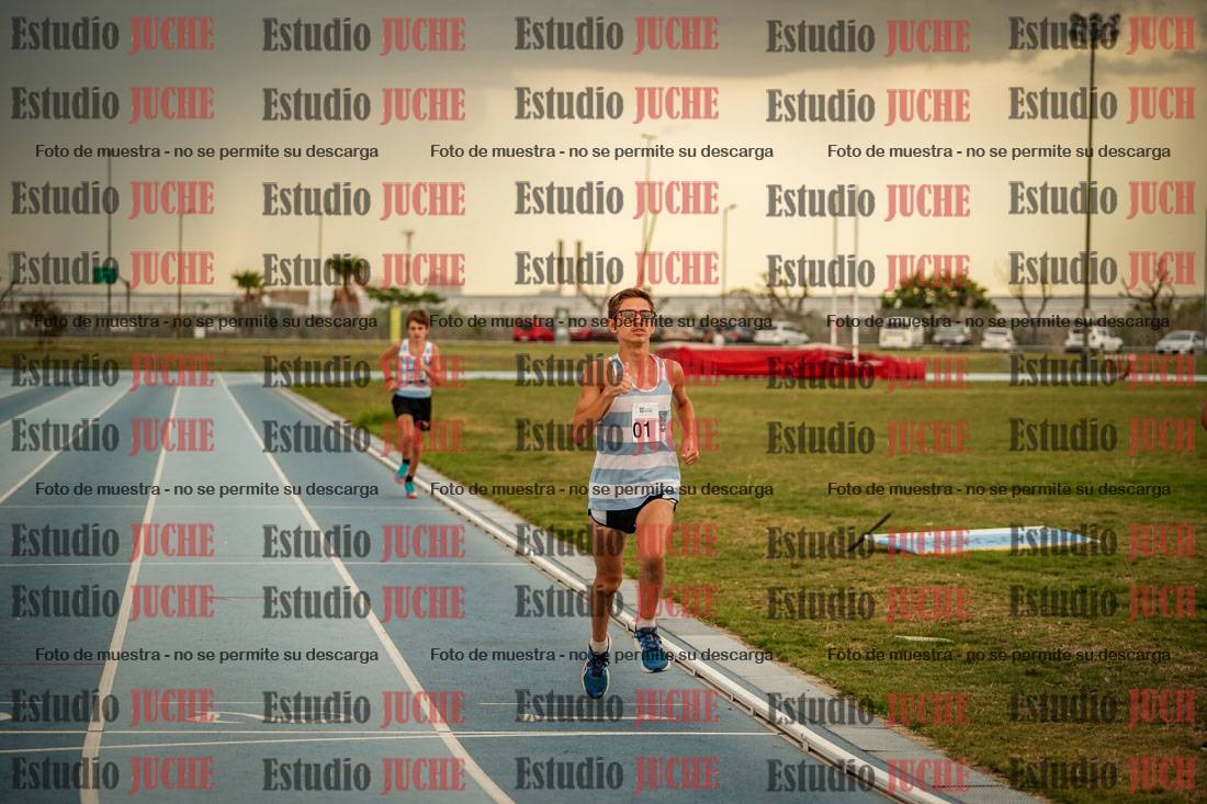 Fotos de los 600 m llanos de varones