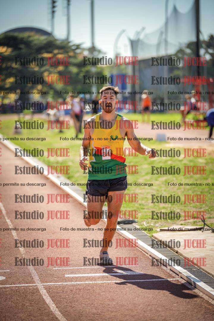 Fotos de los 800 m llanos de varones