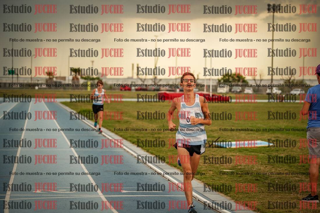 Fotos de los 600 m llanos de varones