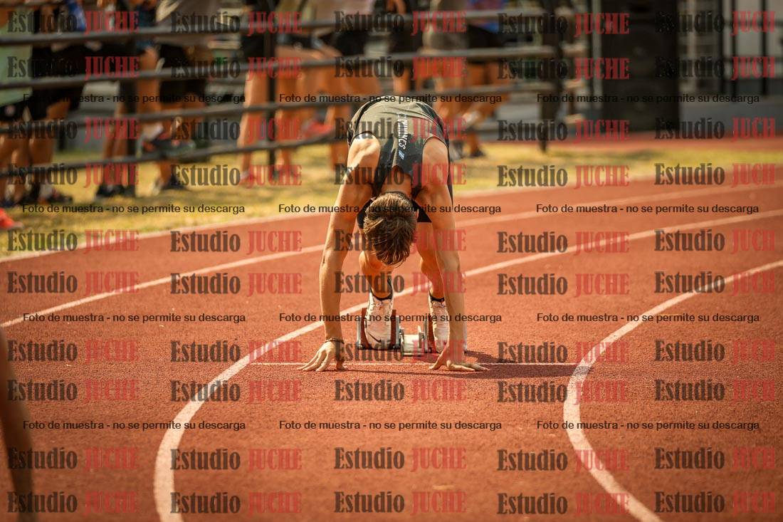 Fotos de los 400 m llanos de varones