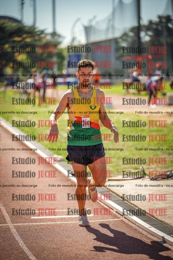 Fotos de los 800 m llanos de varones