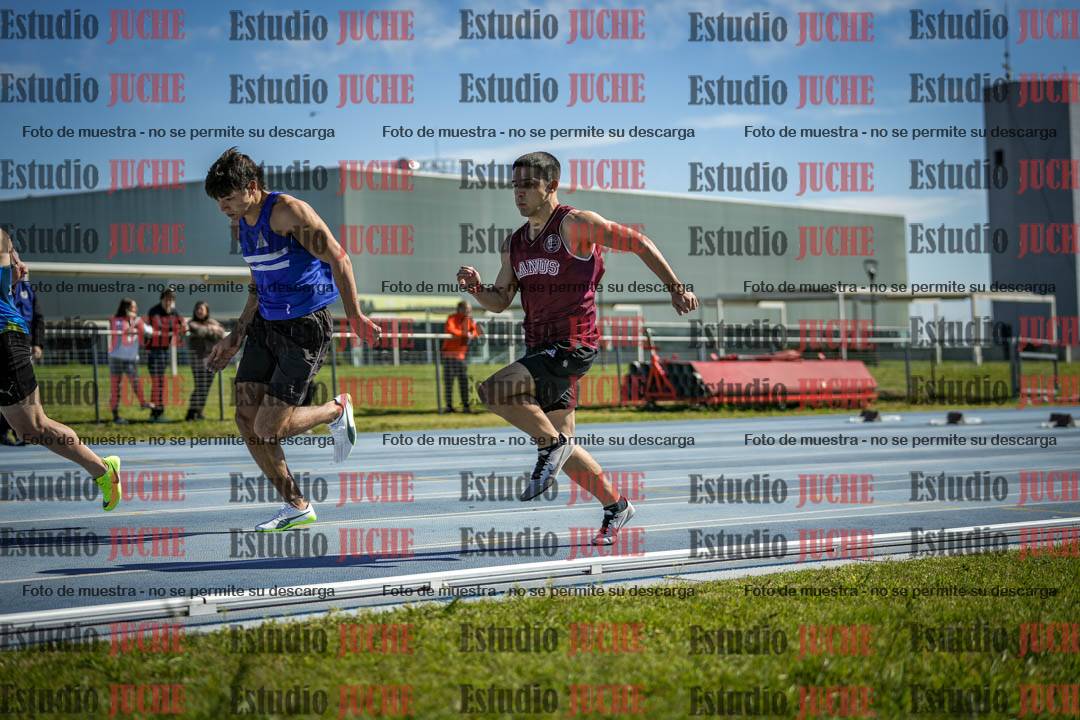 Fotos de los 100 m llanos de varones