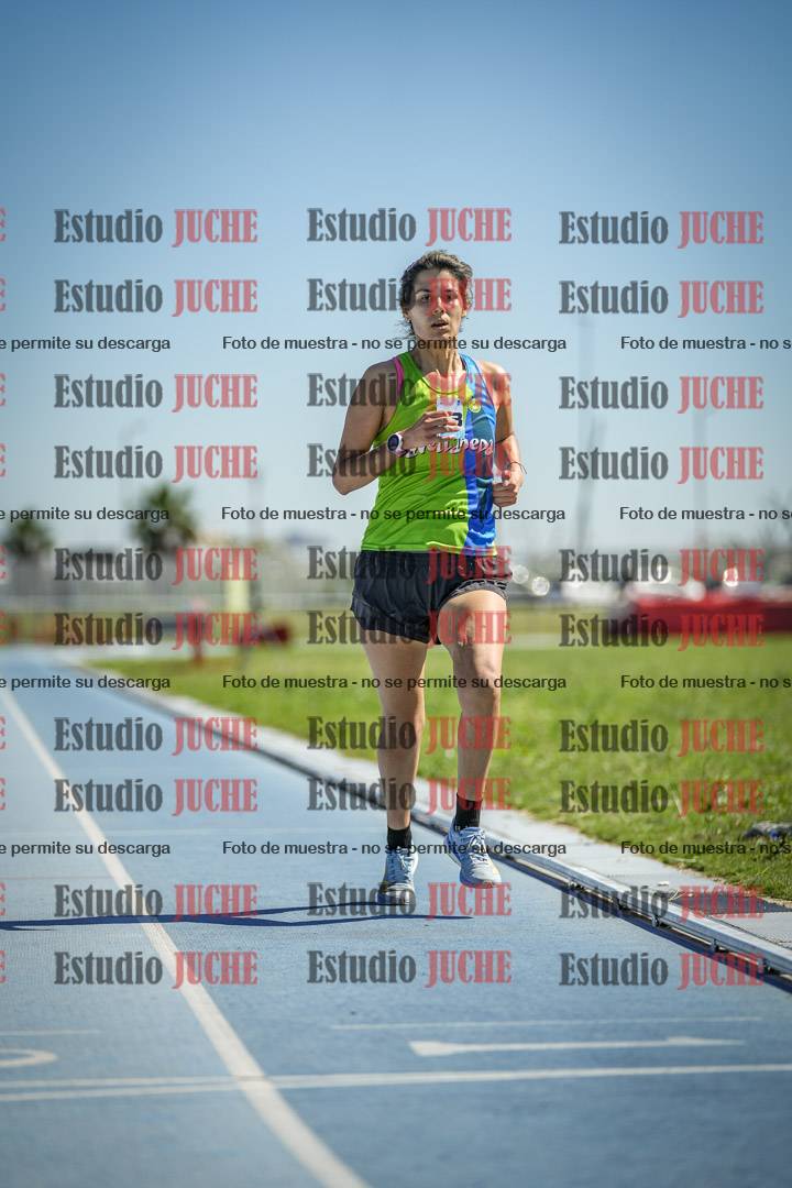 Fotos de los 5000 m de mujeres y varones - serie 2
