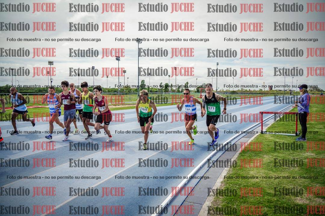 Fotos de los 1000 m llanos de varones