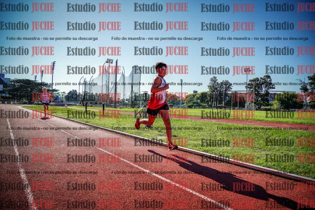 Fotos de los 2400 m llanos de varones