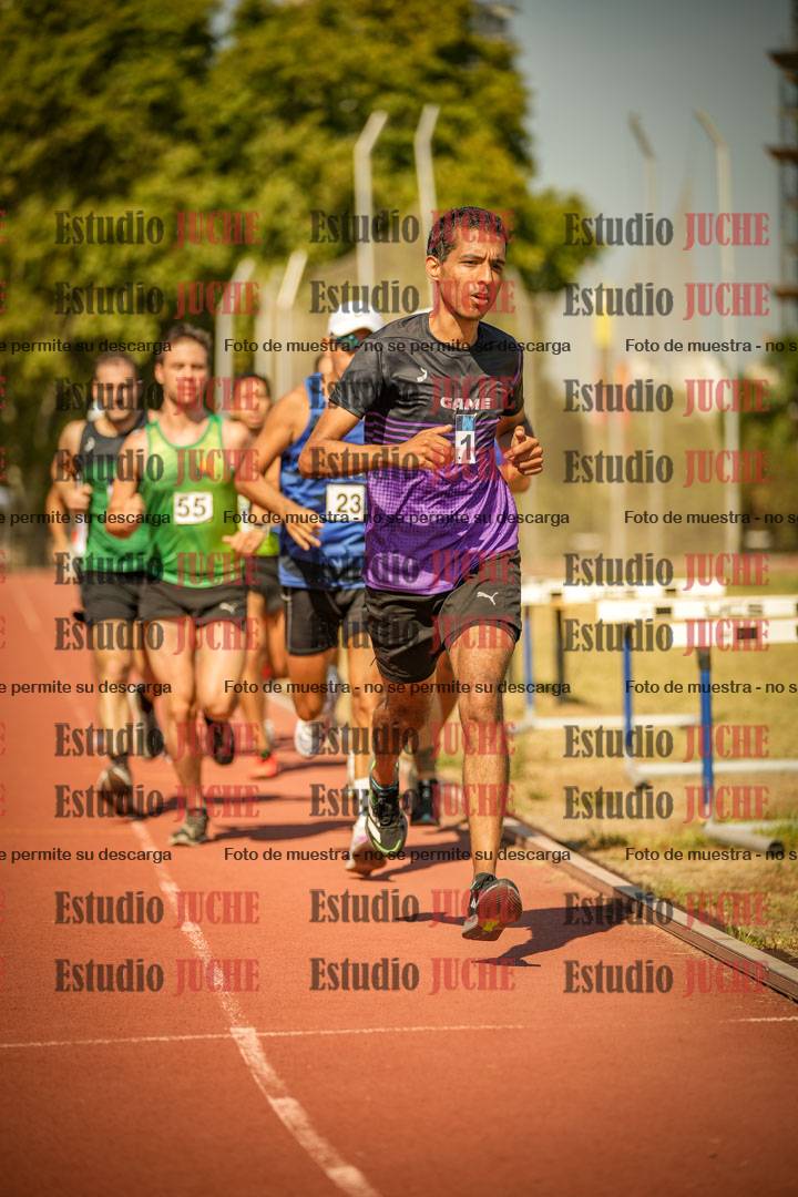 Fotos de los 3000 m llanos de varones