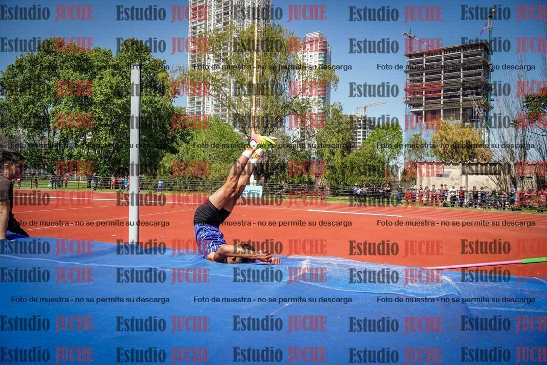 Fotos del salto en alto de varones