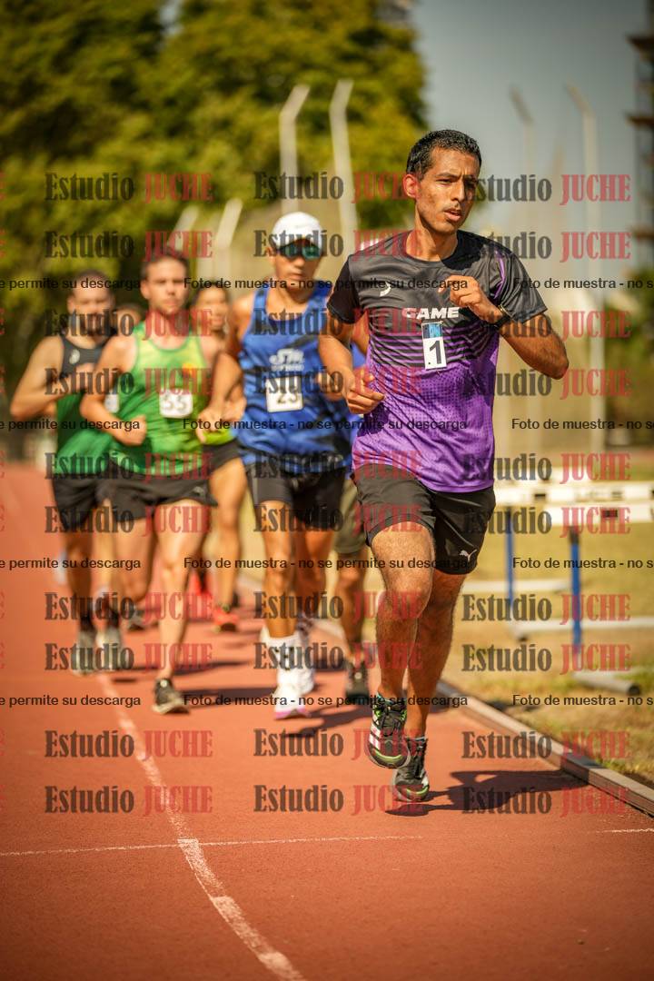 Fotos de los 3000 m llanos de varones