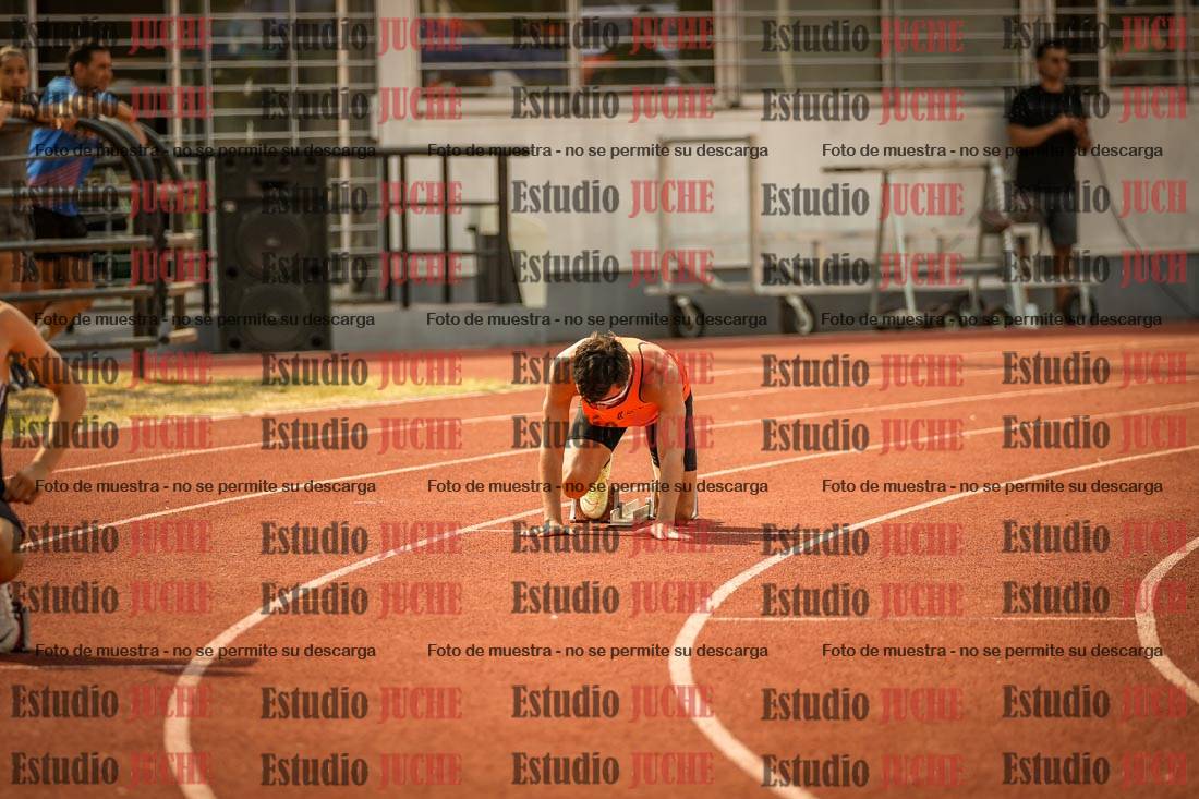 Fotos de los 400 m llanos de varones
