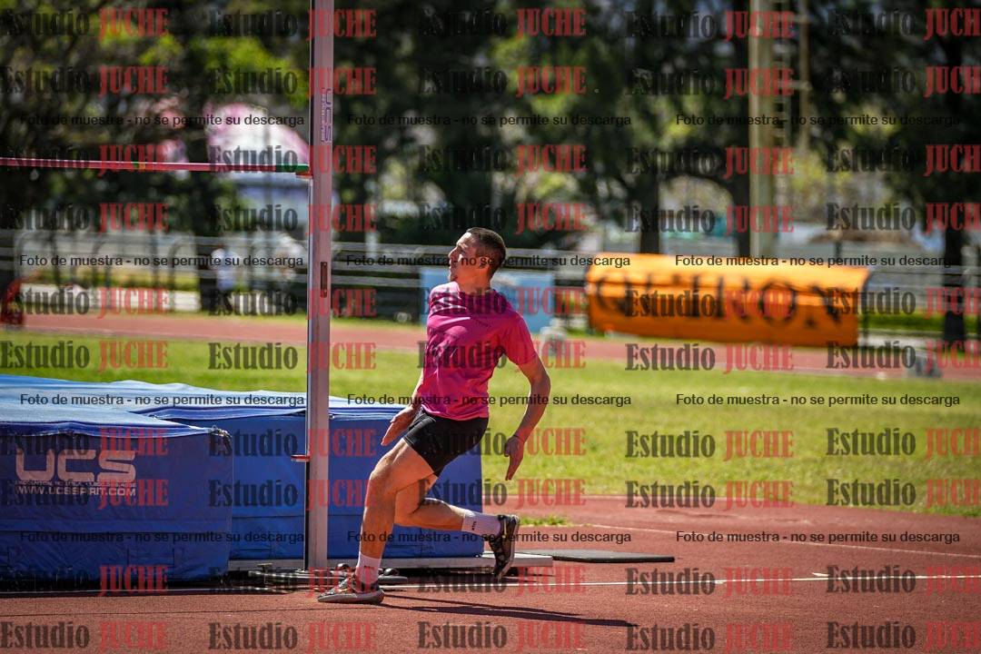 Fotos del salto en alto de varones