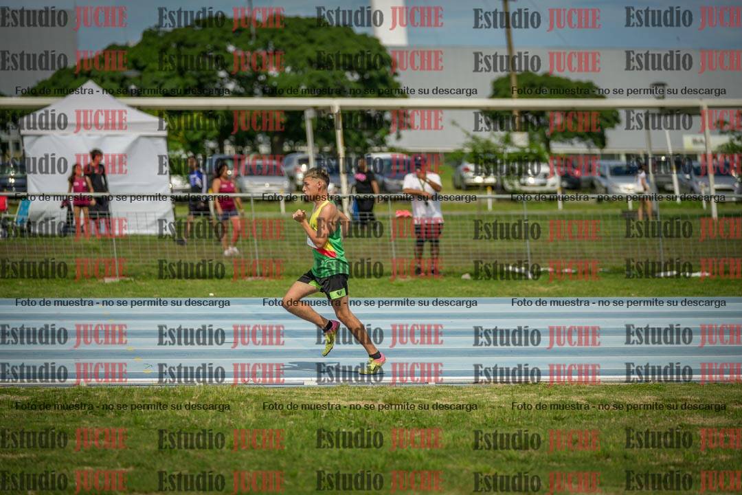 Fotos de los 1000 m llanos de varones