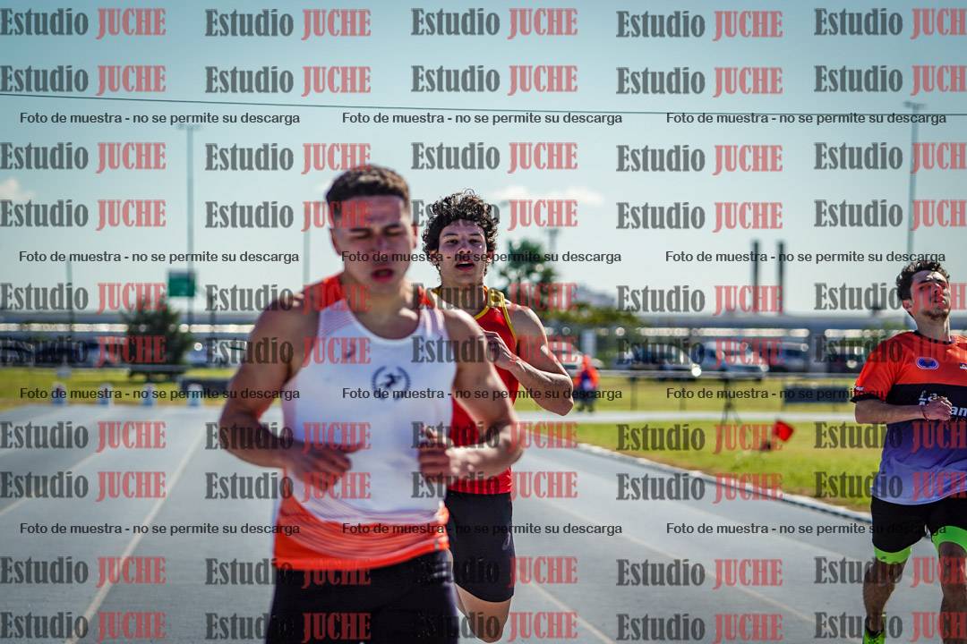 Fotos de los 200 m llanos de varones