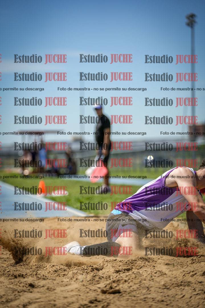 Fotos del salto triple de varones y mujeres - todas las tablas