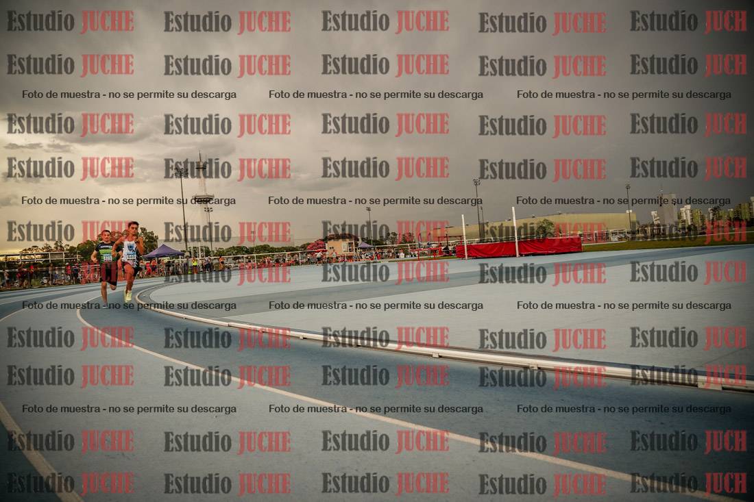 Fotos de los 600 m llanos de varones