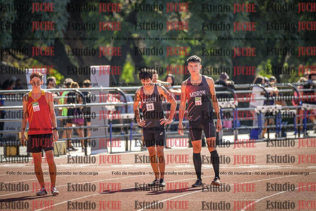 Fotos de los 800 m llanos de varones