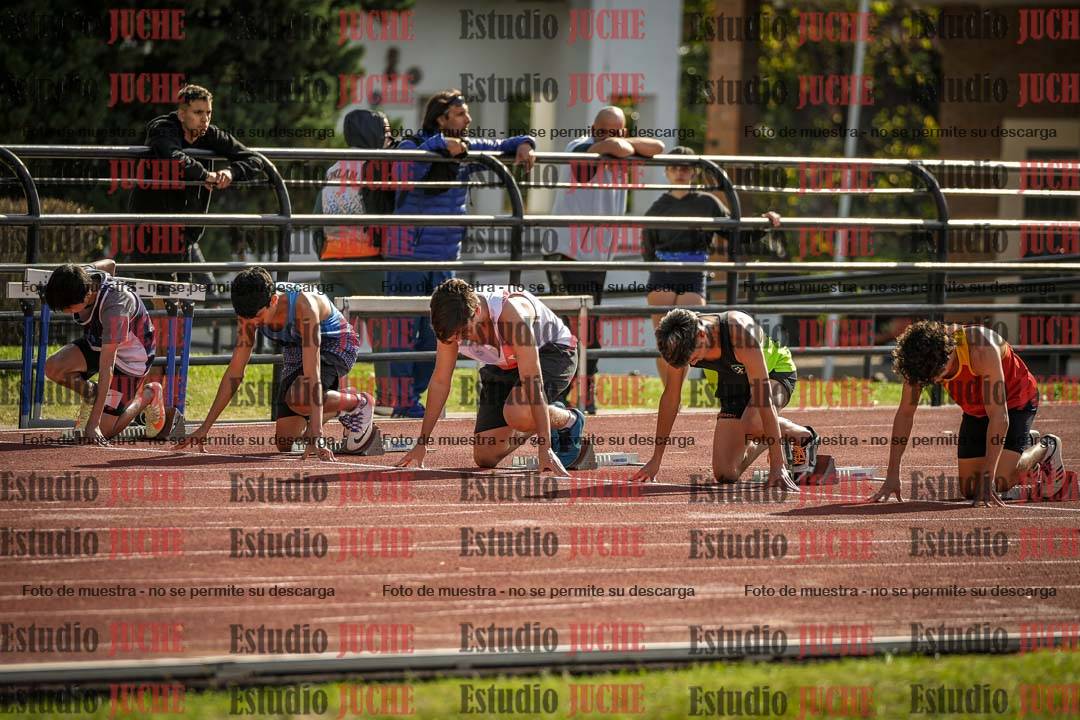 Fotos de los 100 m llanos de varones