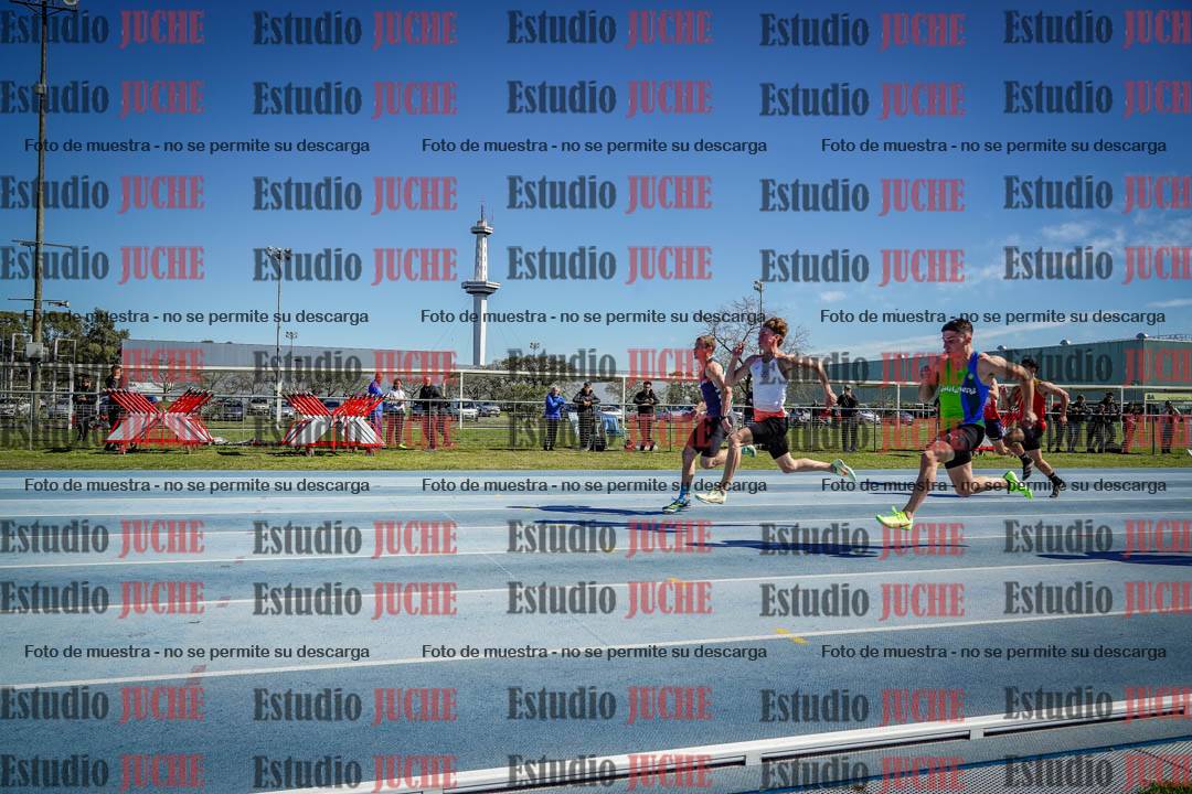 Fotos de los 100 m llanos de varones