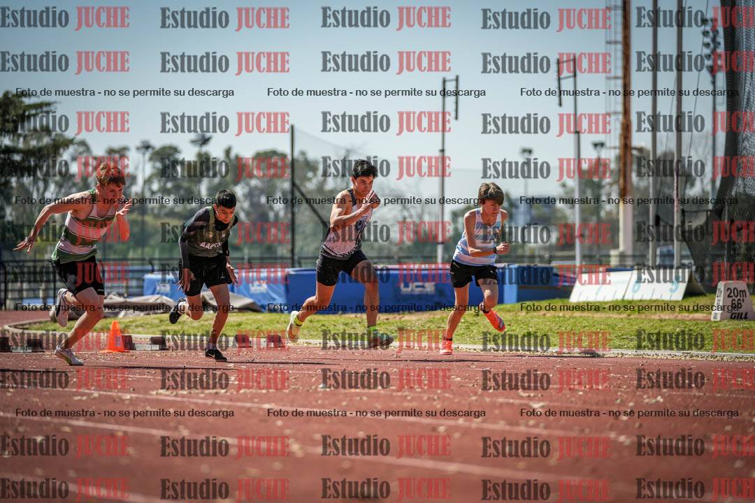 Fotos de los 80 m llanos de varones