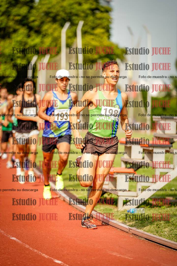 Fotos de los 3000 m llanos de varones