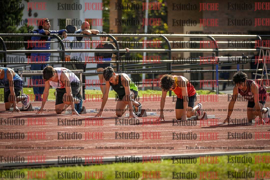 Fotos de los 100 m llanos de varones