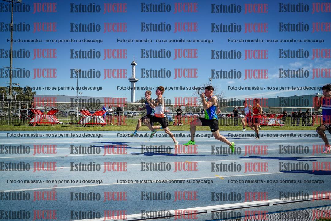 Fotos de los 100 m llanos de varones