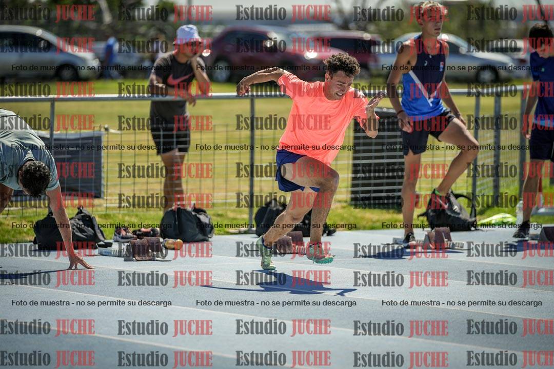 Fotos de los 110 m con vallas de varones - serie 1