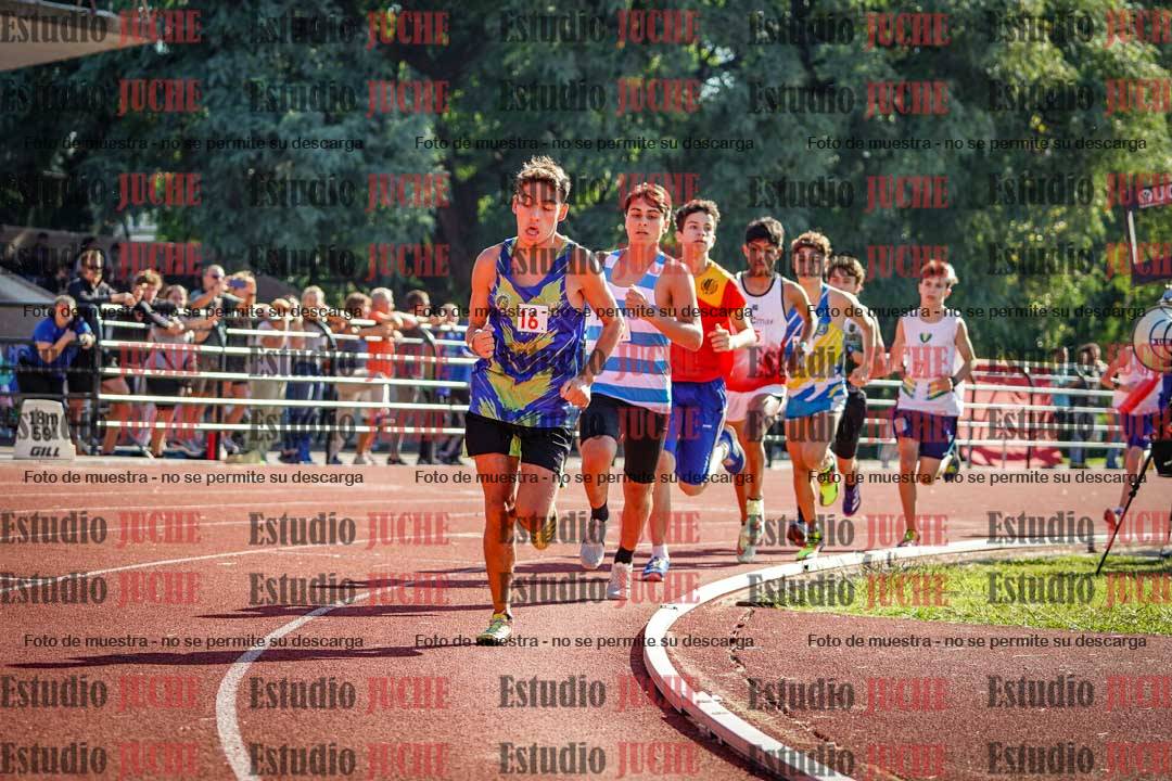 Fotos de los 2400 m llanos de varones
