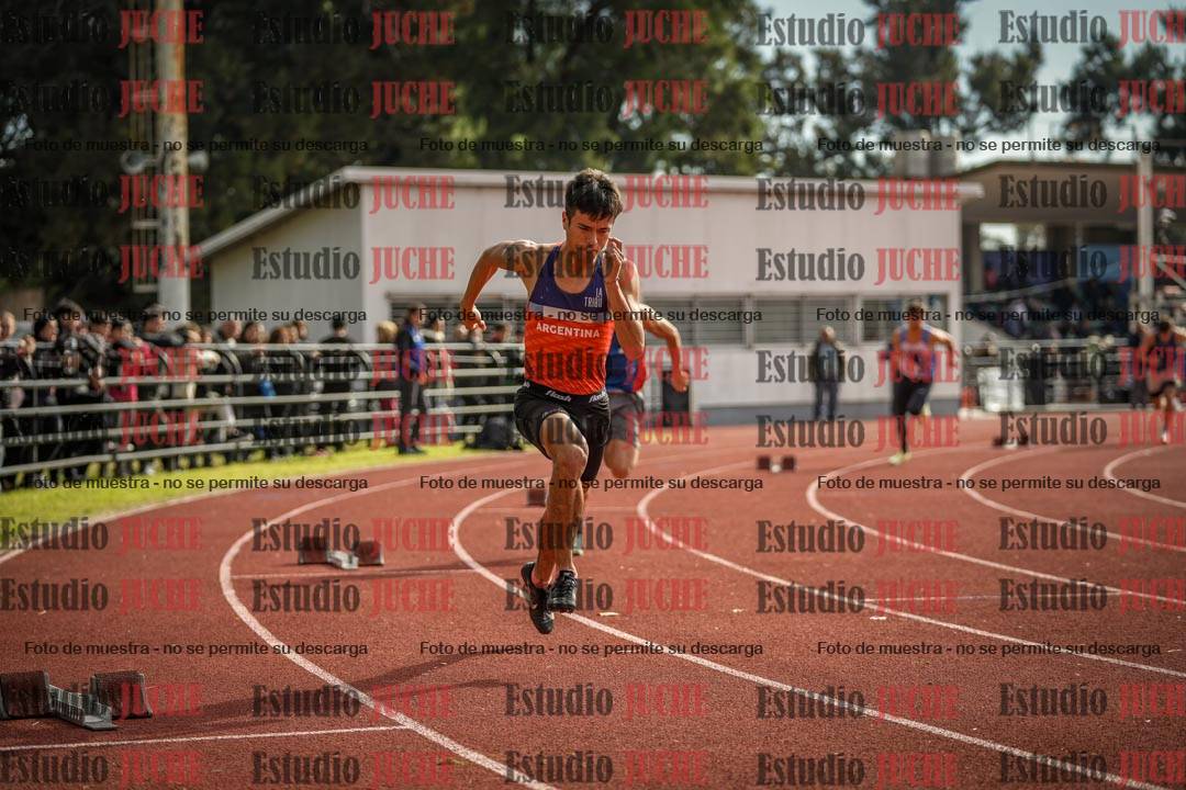 Fotos de los 400 m con vallas de varones