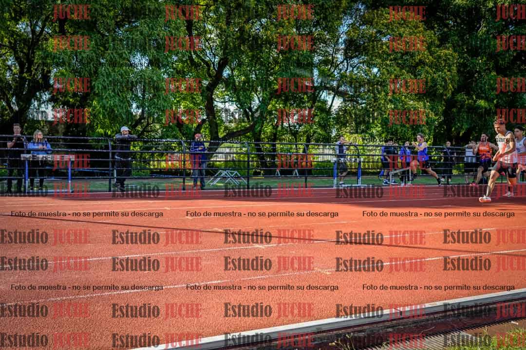 Fotos de los 100 m llanos de varones