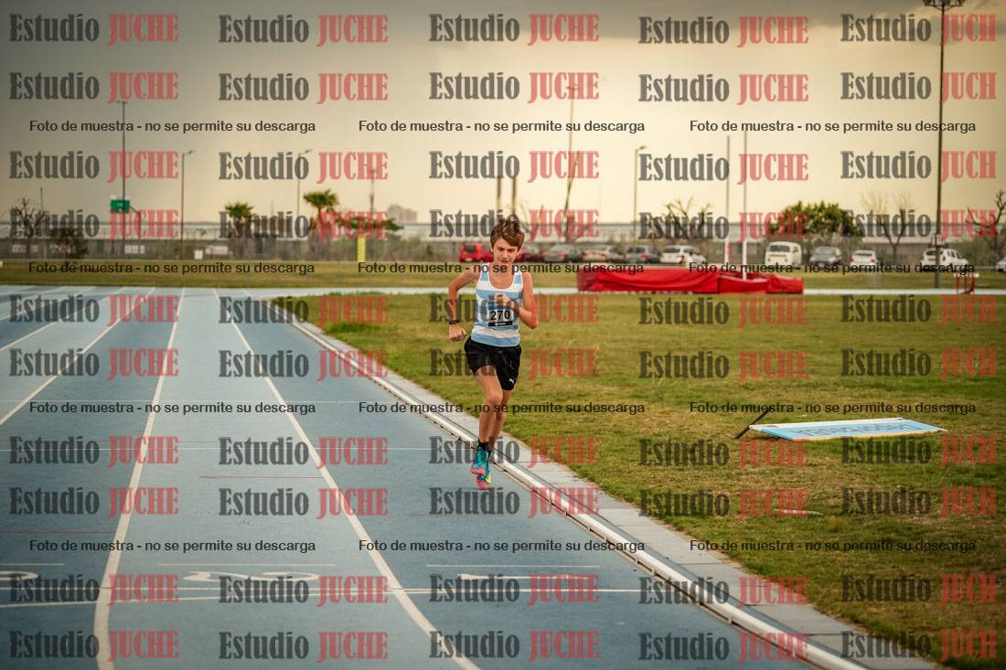 Fotos de los 600 m llanos de varones