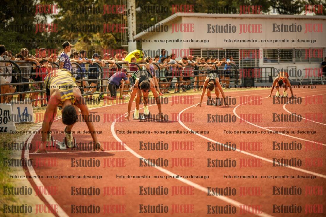 Fotos de los 400 m llanos de varones