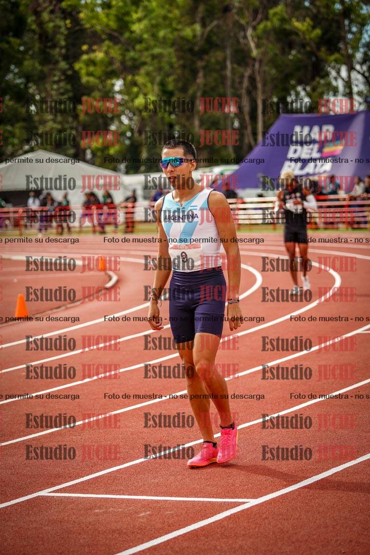 Fotos de algunos extras y podios del día 3