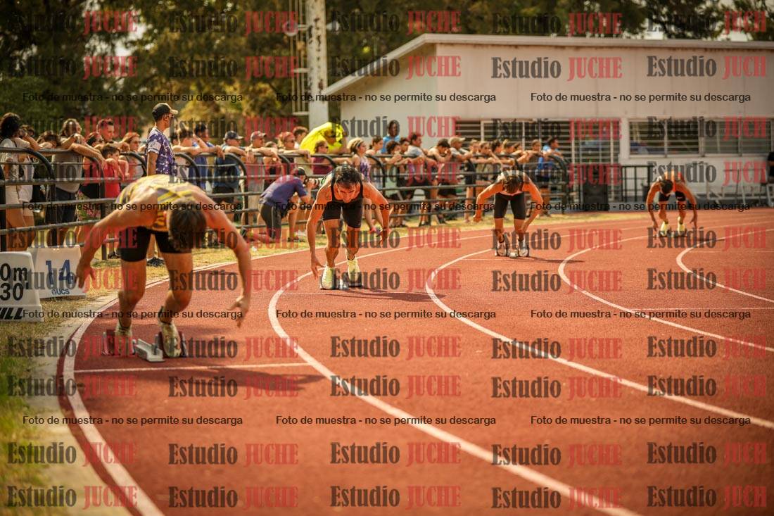 Fotos de los 400 m llanos de varones