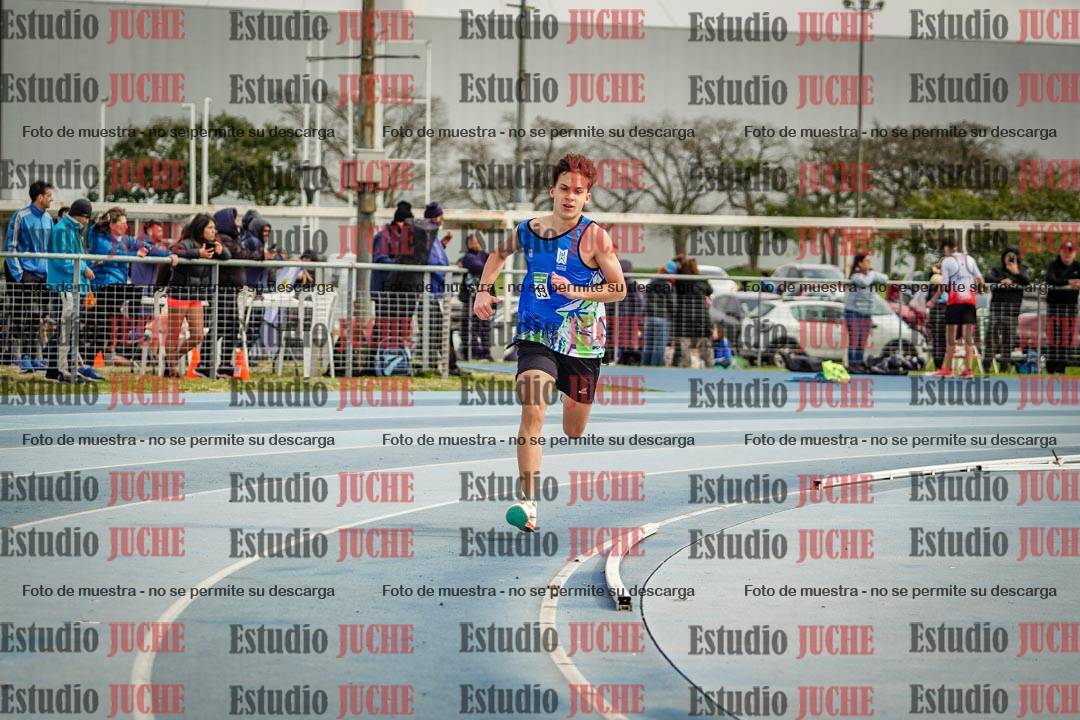 Fotos de los 600 m llanos de varones