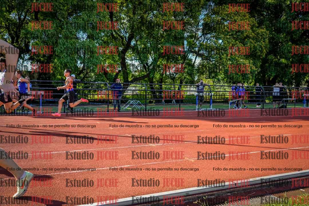 Fotos de los 100 m llanos de varones