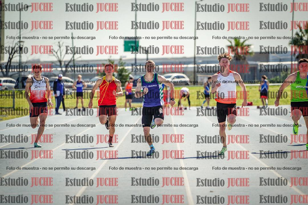 Fotos de los 100 m llanos de varones