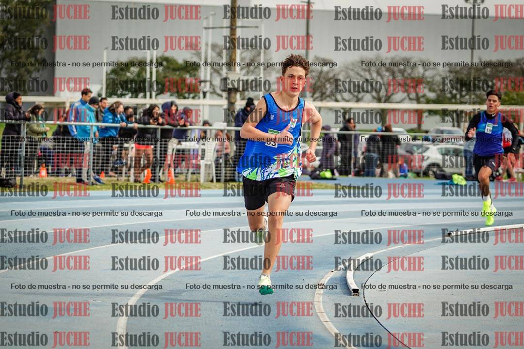 Fotos de los 600 m llanos de varones