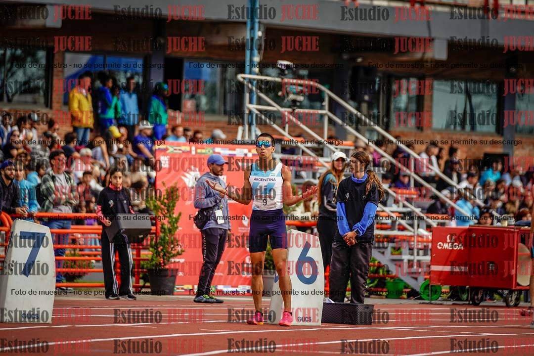 Fotos de los 800 m llanos de varones - FINAL