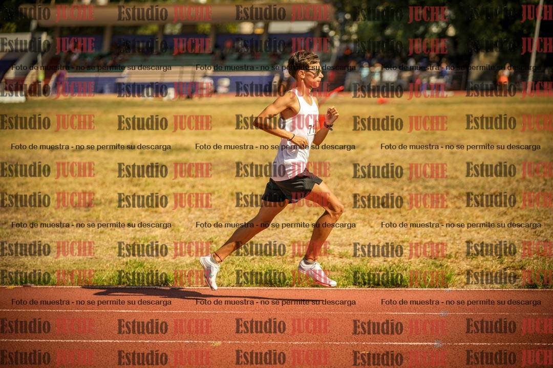 Fotos de los 3000 m llanos de varones